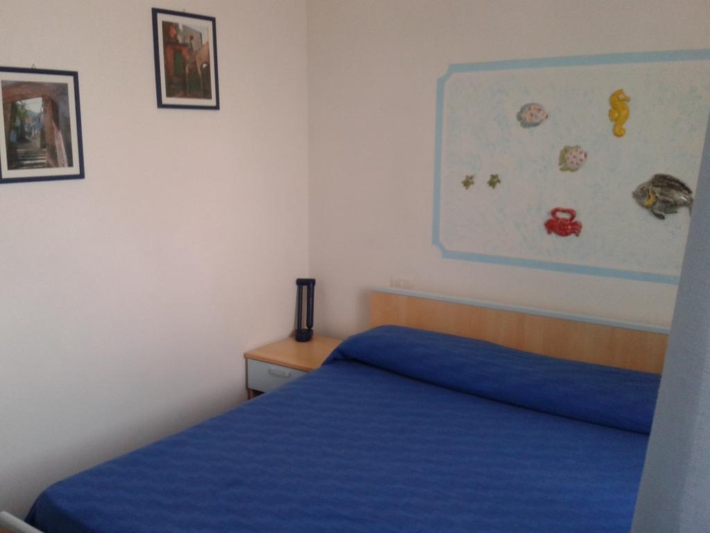Da Zio Pino Hotel Маратеа Стая снимка