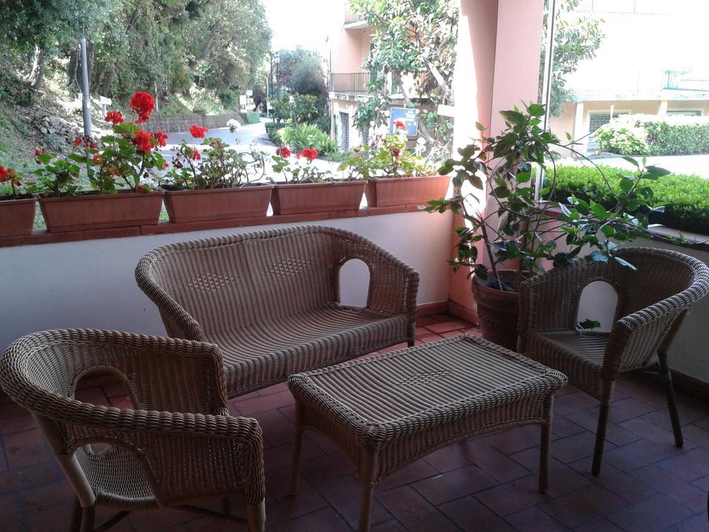 Da Zio Pino Hotel Маратеа Екстериор снимка